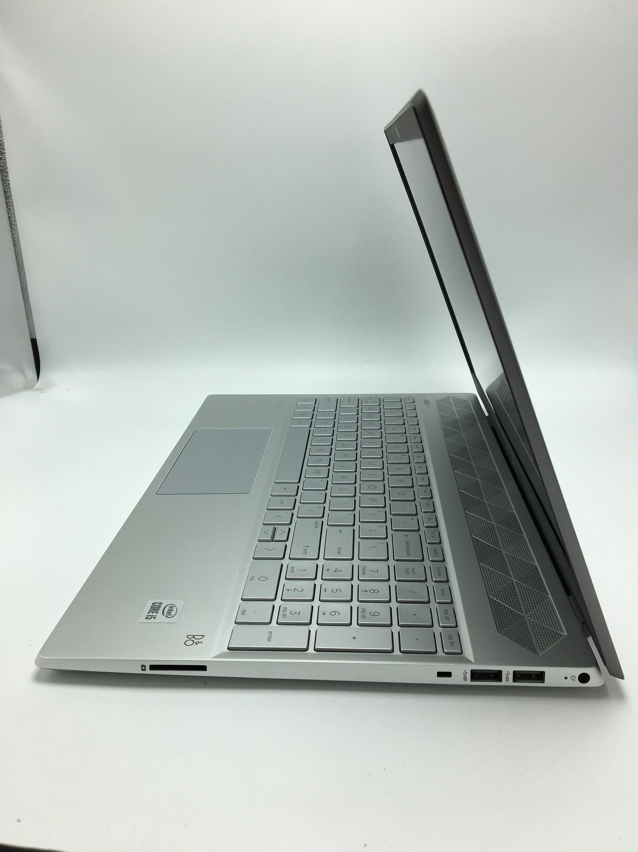 HP 15-cs3153cl Pavilion 15.6" Touchscreen Laptop